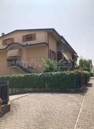 appartamento in vendita ad Azzano San Paolo