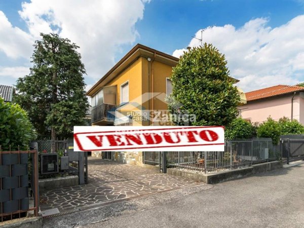 appartamento in vendita ad Azzano San Paolo