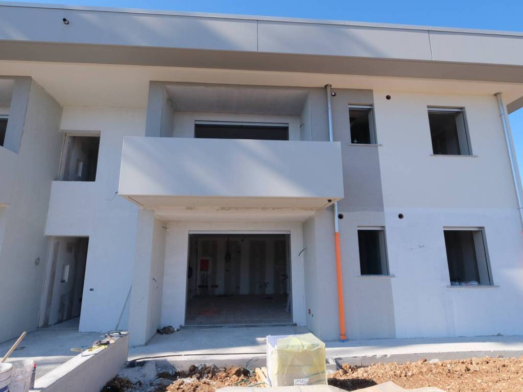 appartamento in vendita ad Azzano San Paolo