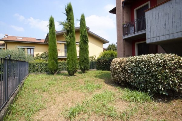 appartamento in vendita ad Azzano San Paolo