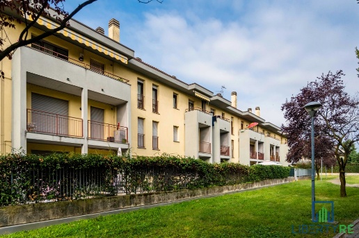 appartamento in vendita ad Azzano San Paolo