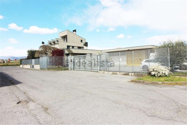 loft in vendita ad Azzano San Paolo