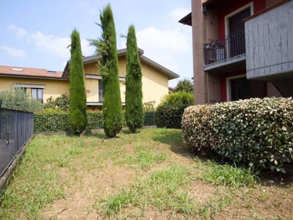 appartamento in vendita ad Azzano San Paolo