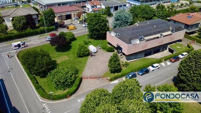 casa indipendente in vendita ad Azzano San Paolo