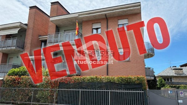 appartamento in vendita ad Azzano San Paolo