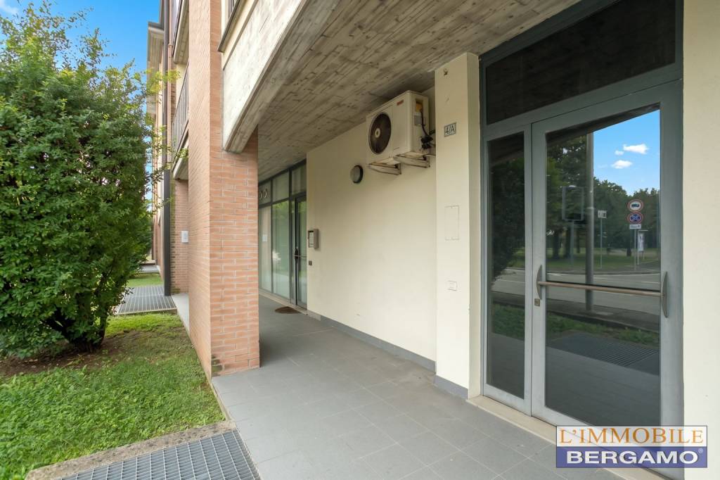appartamento in vendita ad Azzano San Paolo