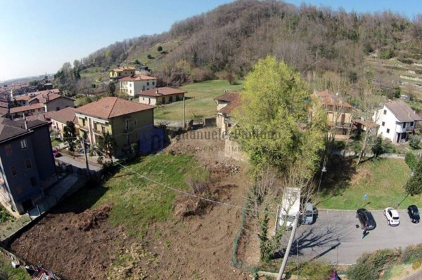 casa indipendente in vendita a Bagnatica