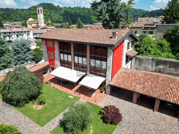 casa indipendente in vendita a Bagnatica