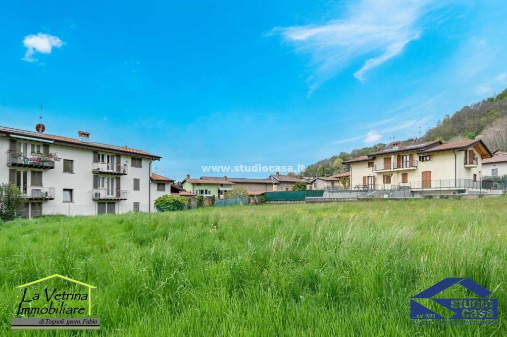 terreno edificabile in vendita a Bagnatica