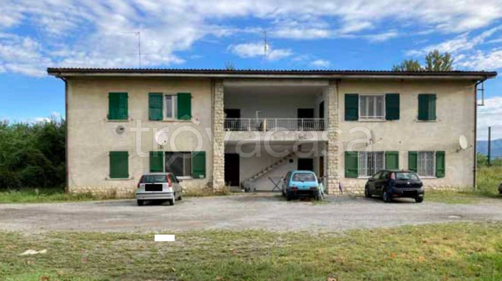casa indipendente in vendita a Bagnatica