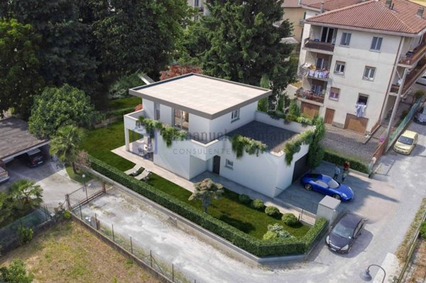 casa indipendente in vendita a Bagnatica