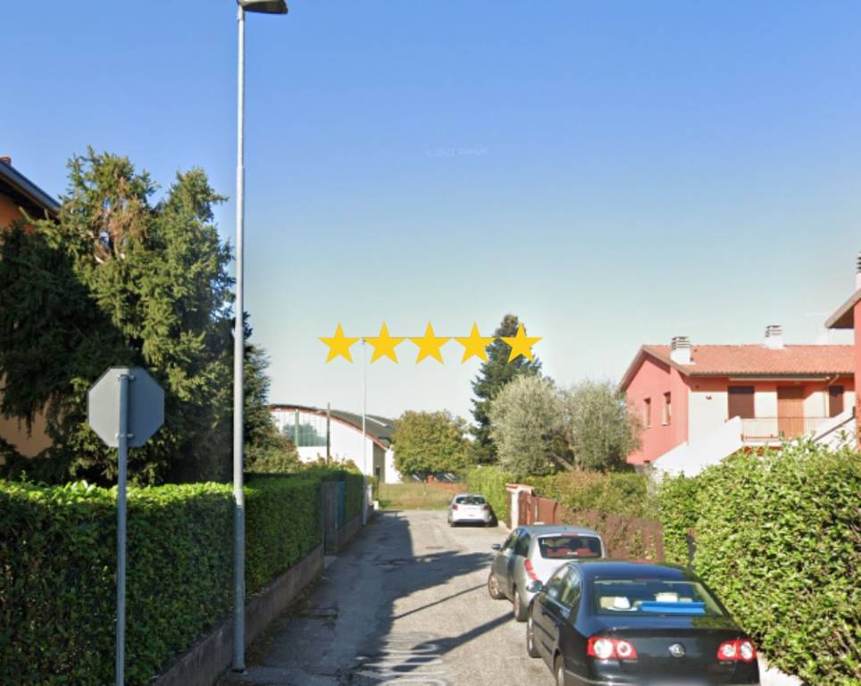 casa indipendente in vendita a Bagnatica