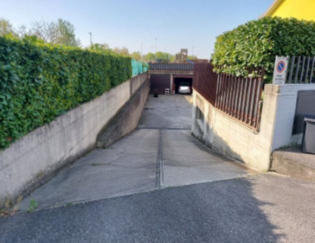 pentavano in vendita a Bagnatica