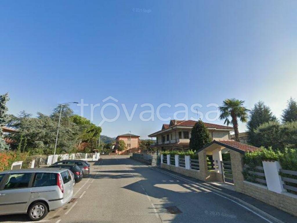 casa indipendente in vendita a Bagnatica