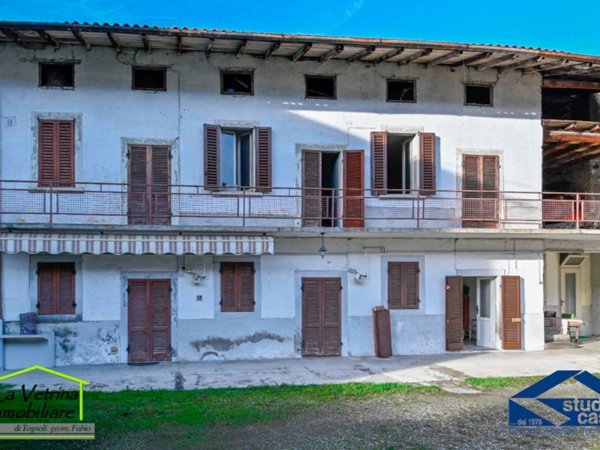 casa indipendente in vendita a Bagnatica