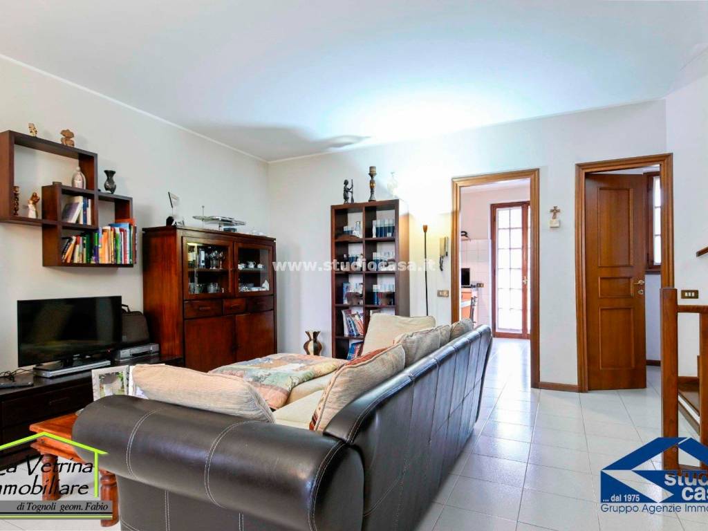 casa indipendente in vendita a Bagnatica