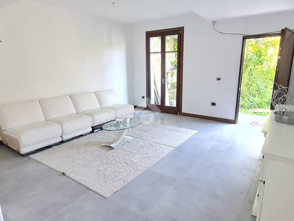 appartamento in vendita a Bagnatica