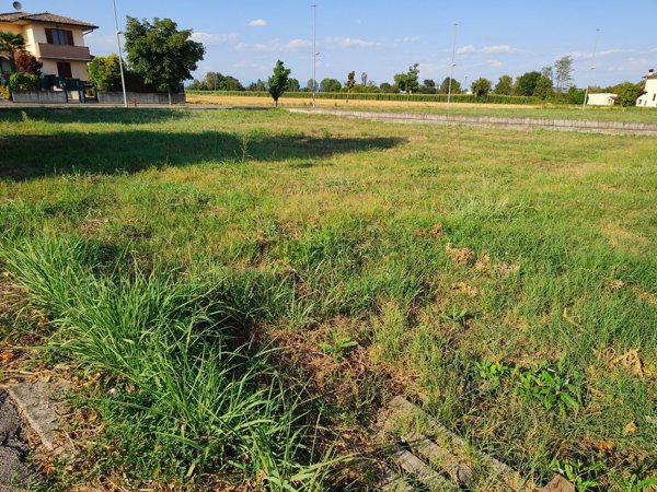 casa indipendente in vendita a Barbata