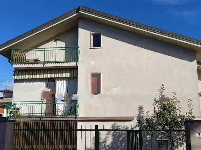 casa indipendente in vendita a Bariano