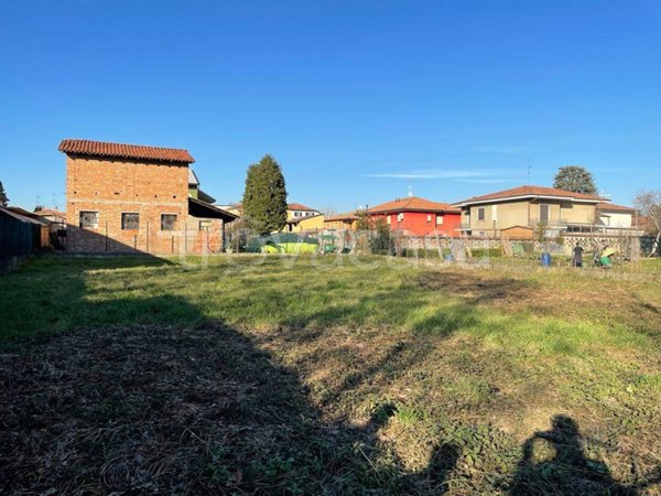 terreno edificabile in vendita a Bariano