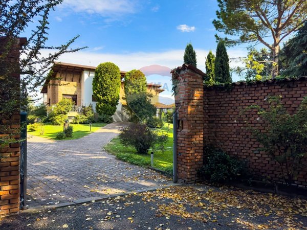 casa indipendente in vendita a Bariano