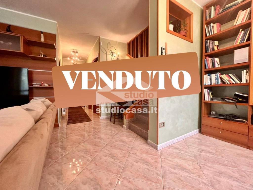 casa indipendente in vendita a Bariano