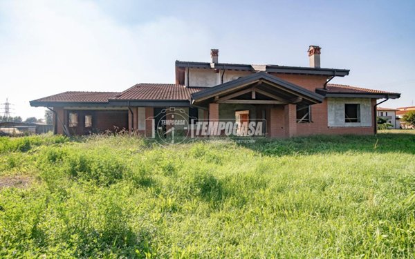 casa indipendente in vendita a Bariano