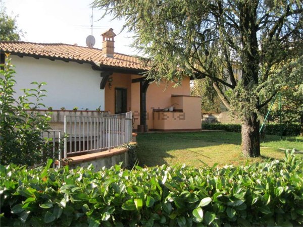 casa indipendente in vendita a Bariano