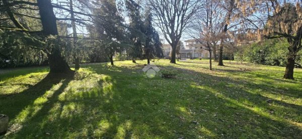 casa indipendente in vendita a Bariano