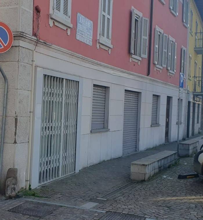 negozio in vendita a Bariano