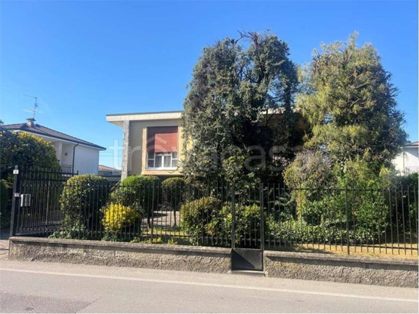 casa indipendente in vendita a Bariano