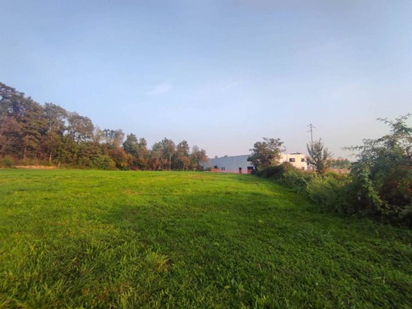 terreno edificabile in vendita a Barzana