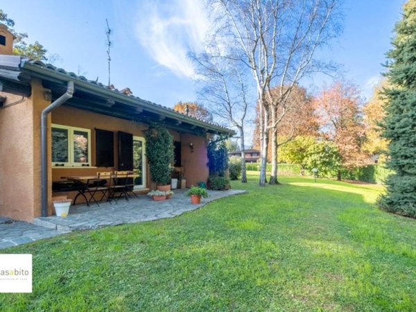 casa indipendente in vendita a Barzana