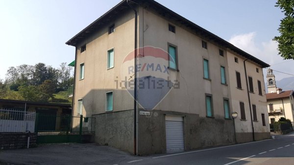 appartamento in vendita a Barzana