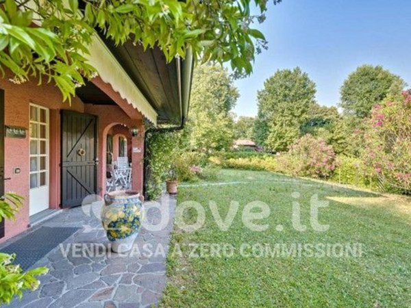 casa indipendente in vendita a Barzana