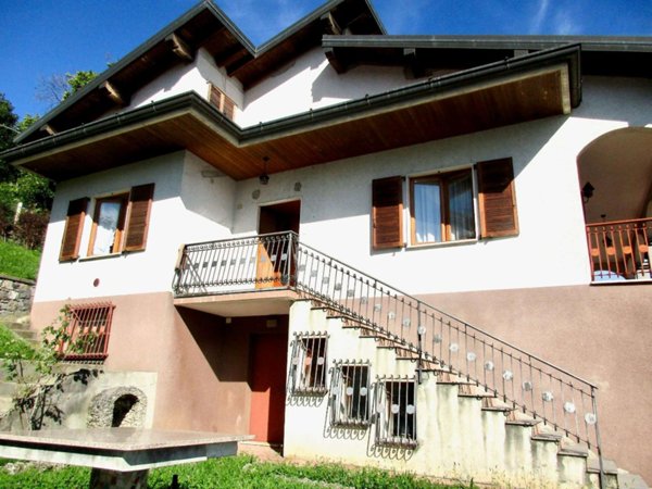 casa indipendente in vendita a Bedulita