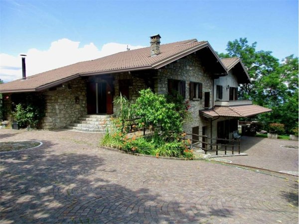 casa indipendente in vendita a Bedulita