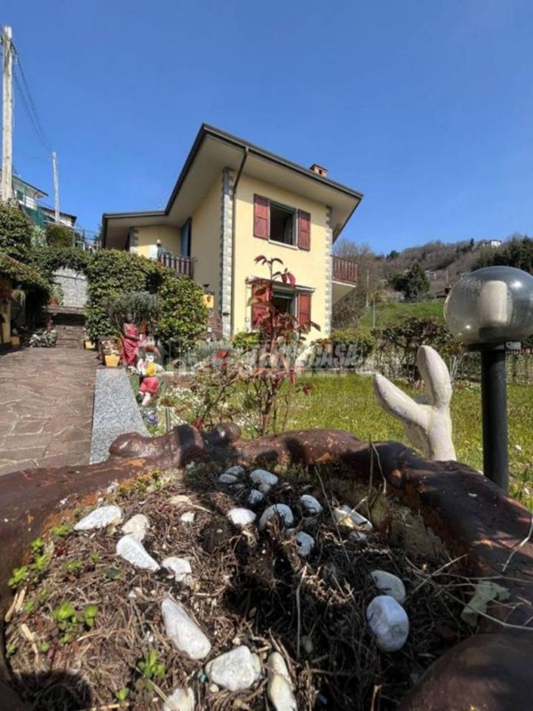 casa indipendente in vendita a Berbenno
