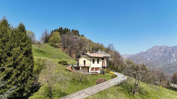 casa indipendente in vendita a Berbenno