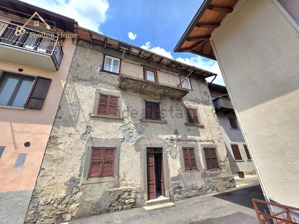 esavano in vendita a Berbenno