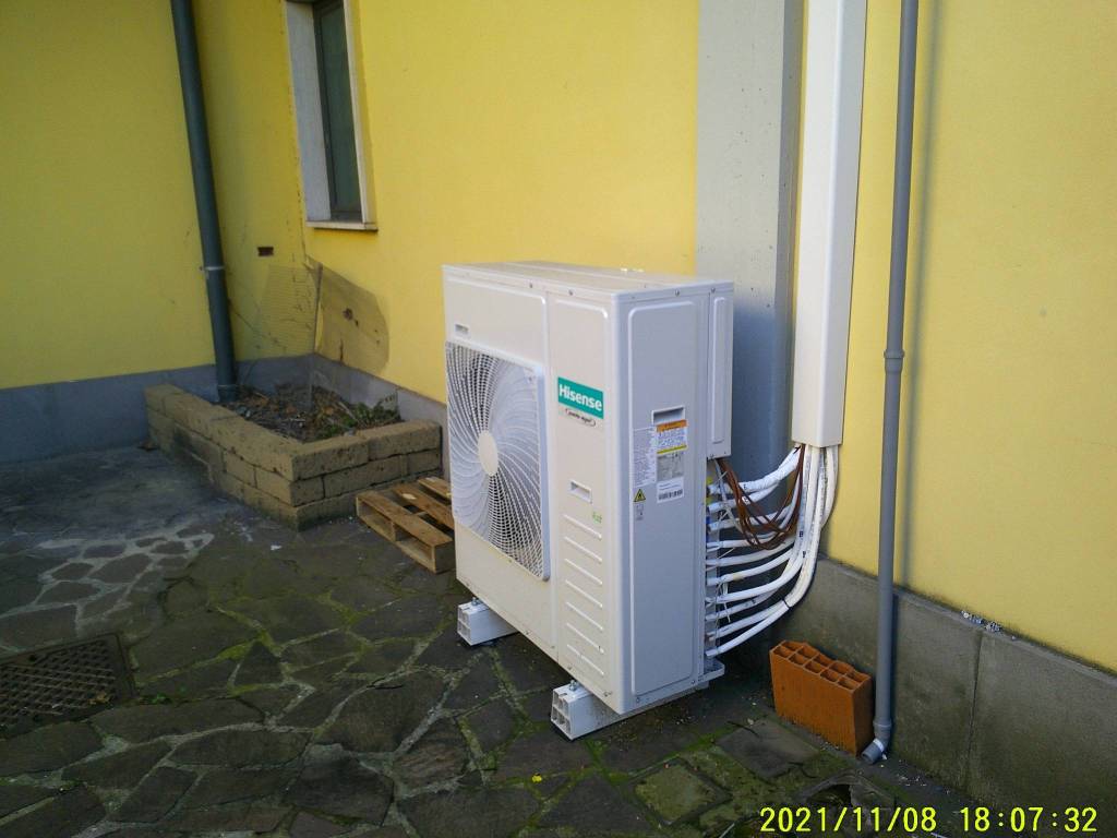 negozio in vendita a Bergamo in zona Malpensata