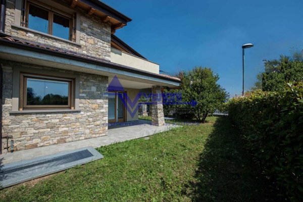 casa indipendente in vendita a Bergamo in zona Bergamo Centro