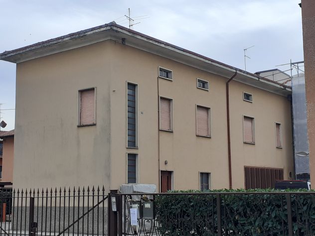 casa indipendente in vendita a Bergamo in zona Grumellina
