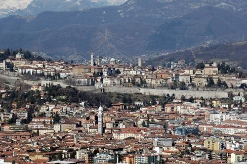 appartamento in vendita a Bergamo in zona Città Alta