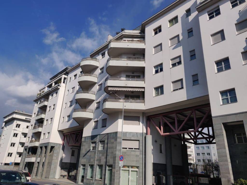 appartamento in vendita a Bergamo in zona Borgo Palazzo