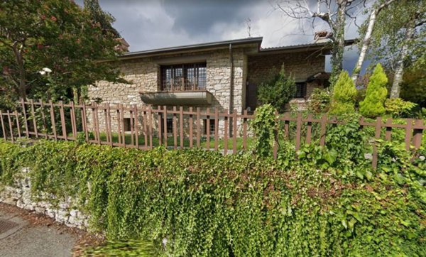casa indipendente in vendita a Bergamo in zona Città Alta