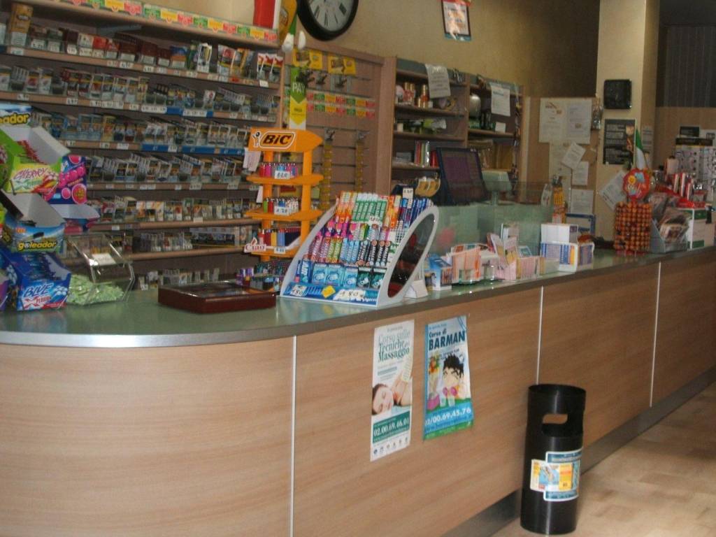 negozio in vendita a Bergamo in zona Borgo Palazzo