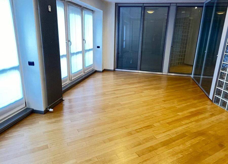 ufficio in vendita a Bergamo in zona Borgo Palazzo