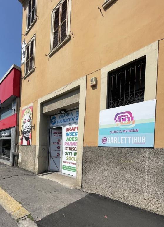 negozio in vendita a Bergamo in zona San Giorgio
