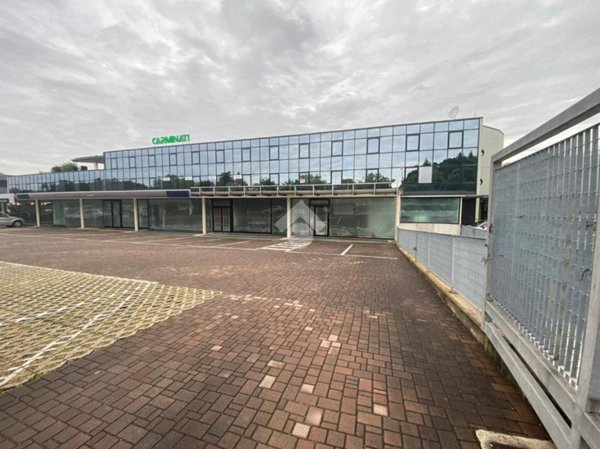 ufficio in vendita a Bergamo in zona Redona